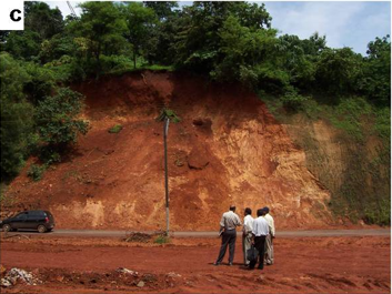 Landslide on NH4A between Panaji-Ponda road (near Mangeshi temple) occurred in 2007