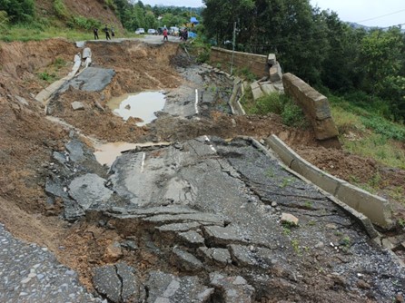 Along NH102A, Shajouba, Senapati