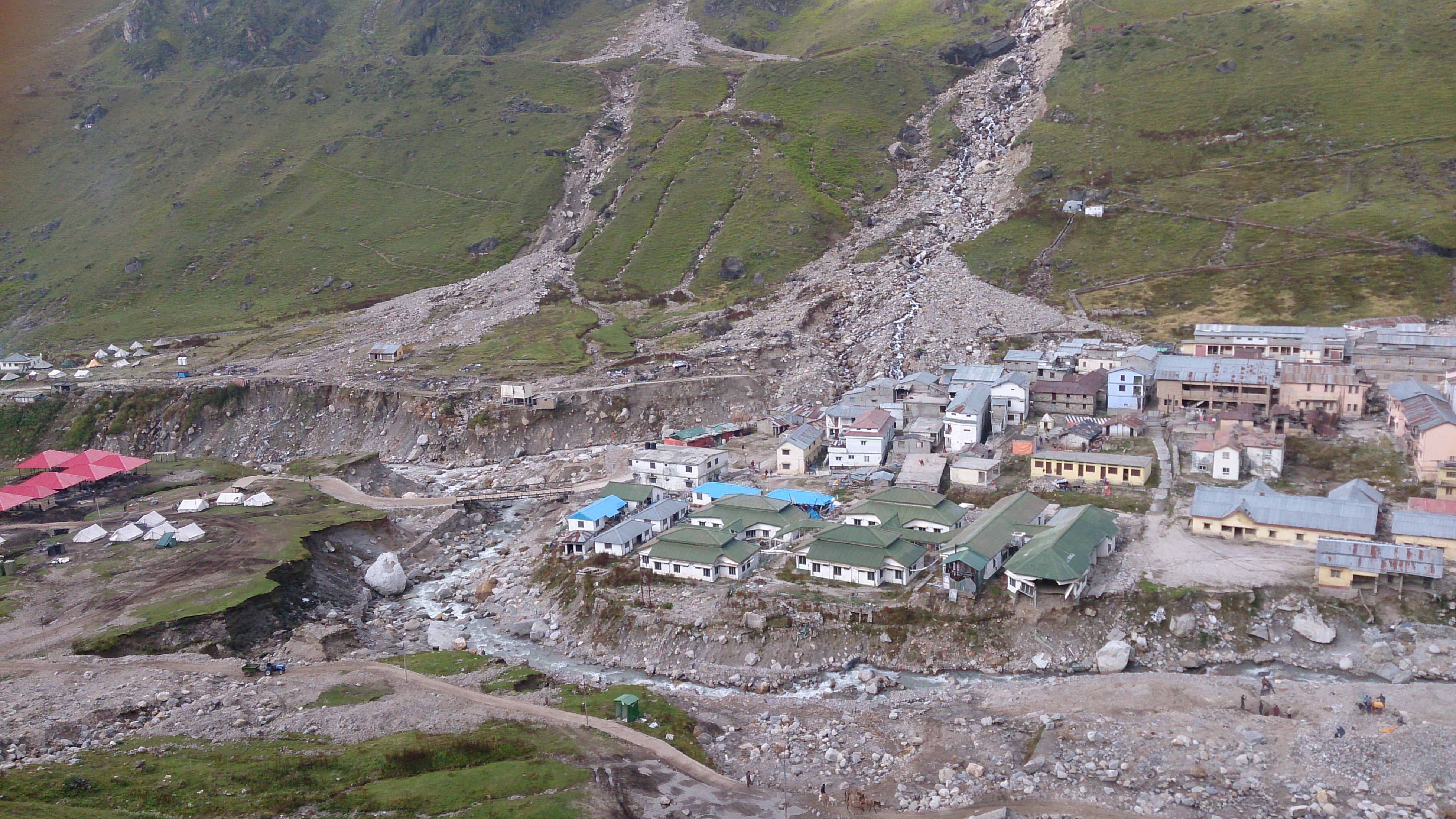 Landslide occurred in Kedarnath